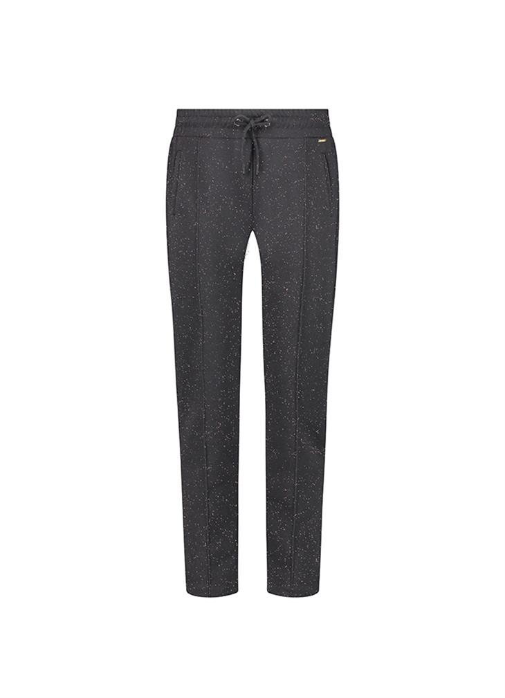 abundant-comfort-trousers-250224-561_front.webp